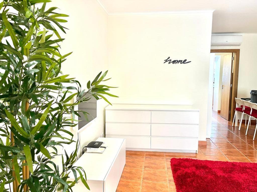 Lisboa, Central Lisbon, Charming Patio House, , Wifi, Air Conditioning, Near Metro, By Ig 外观 照片